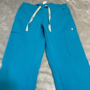 Fig scrub pants. Skinny pant style. Size xxs